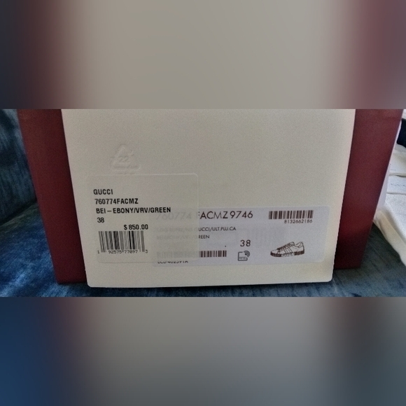 Gucci Womens Ace Low top sneakers - Picture 10 of 10